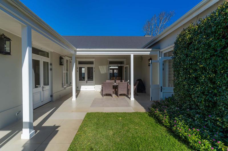 4 Bedroom Property for Sale in Steenberg Estate Western Cape